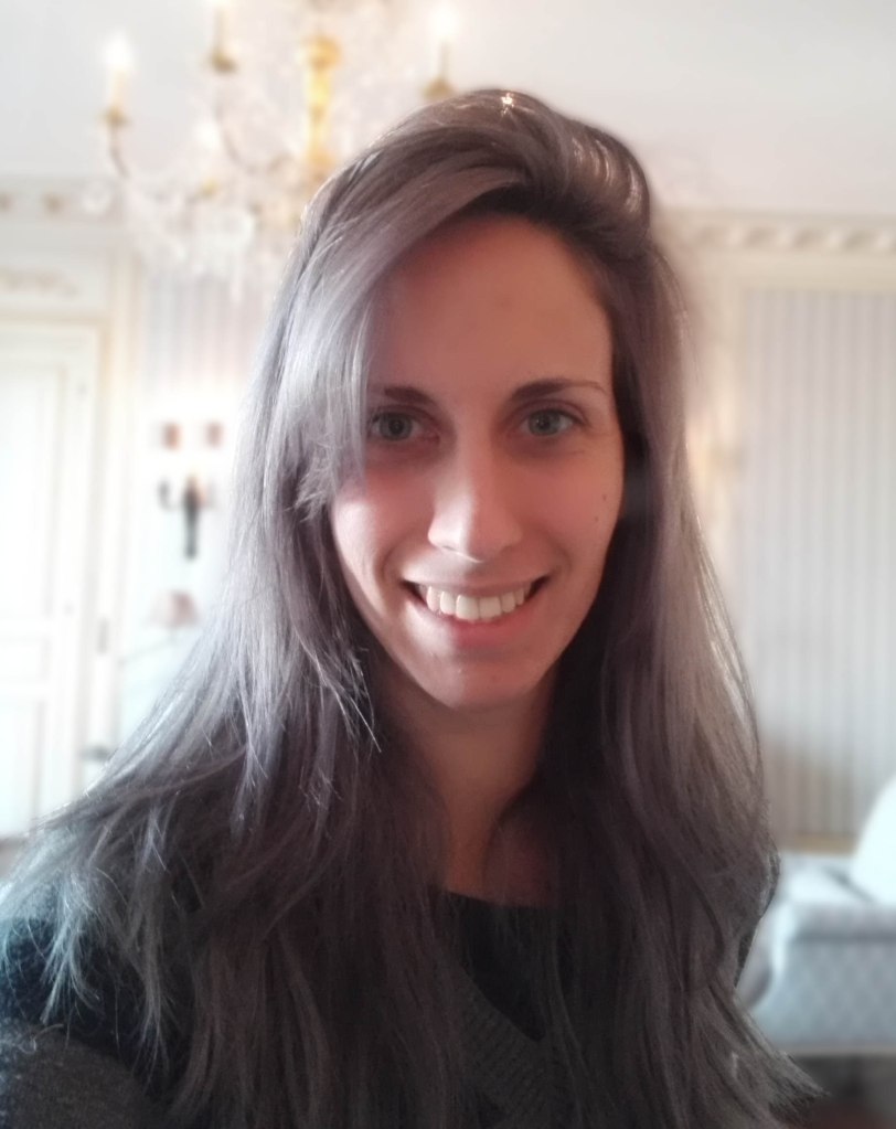 Aurélie une ébéniste restauratrice